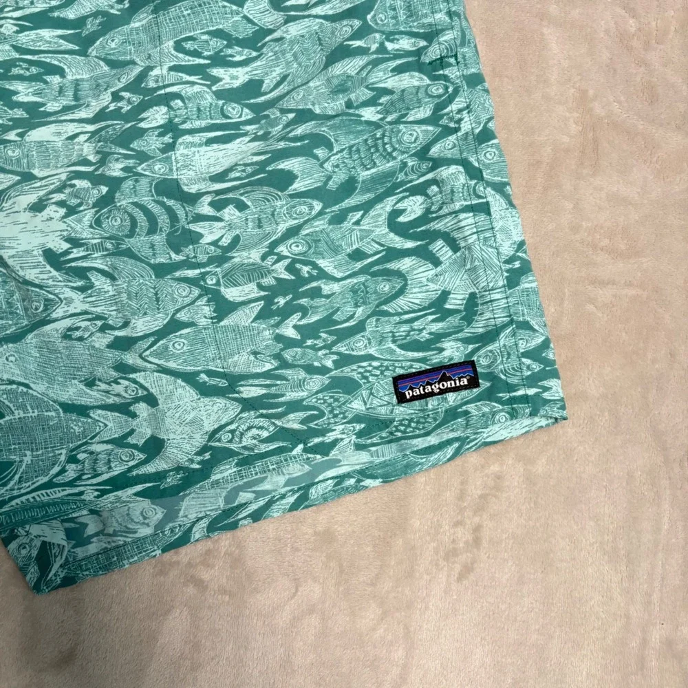 Patagonia Baggies Shorts Mens XL Green‎ Fish Print Swim Trunks 5 Inch Inseam